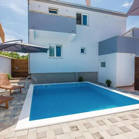 Ferienhaus Bianca With Pool